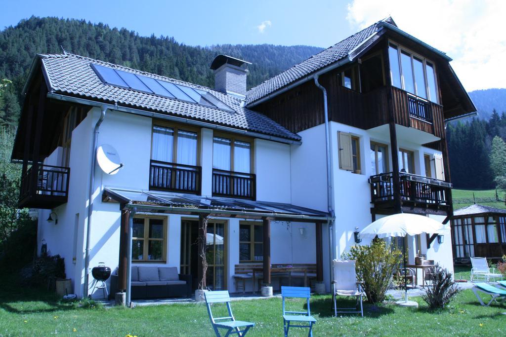 Villa Landhaeusl Weissensee Exterior foto